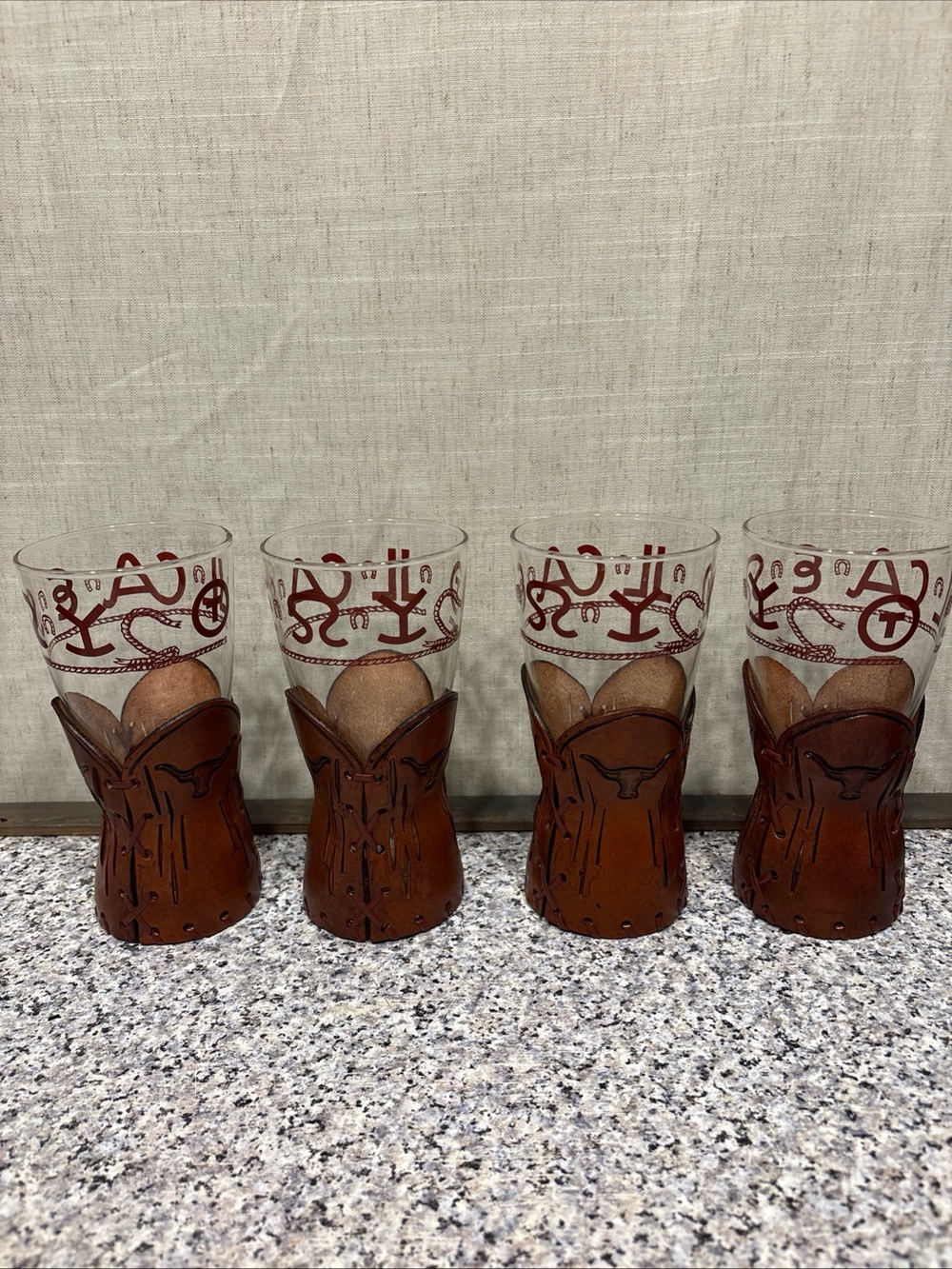 4 LIBBEY BAMCO WESTERN TEXAS LONGHORN TOOLED LEATHER PILSNER BARWARE GLASSES